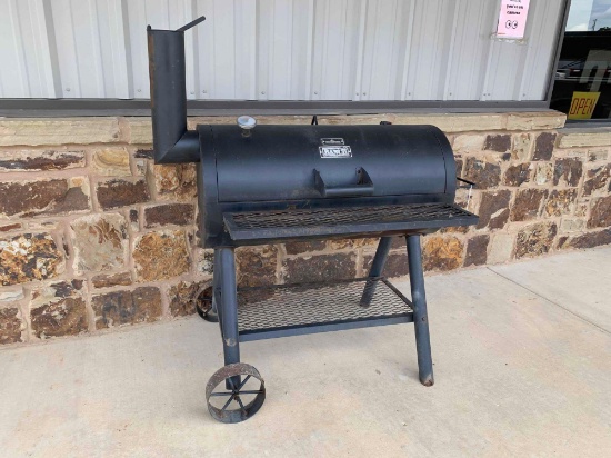 Sear-N-Smoke Ranch Series BBQ Pit