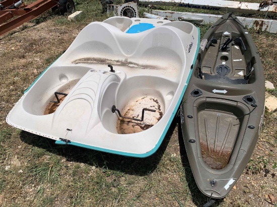 Sundolphin Kayak w/ Paddle Boat