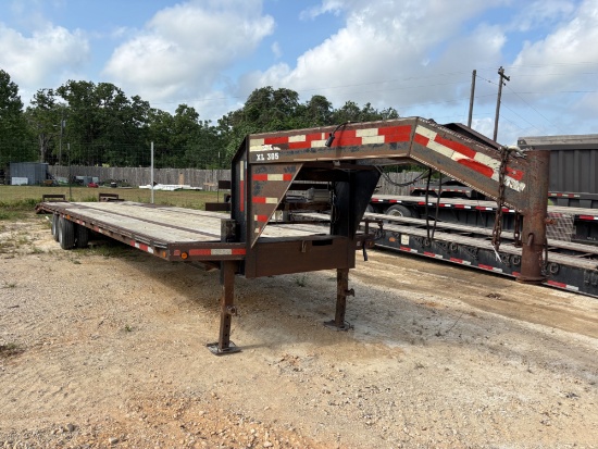 2006 Legend 35 Ft Flat Deck Trailer W/ 5' Dove Tail