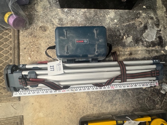 Bosch G0L26 Survey Lazer w/ Stand