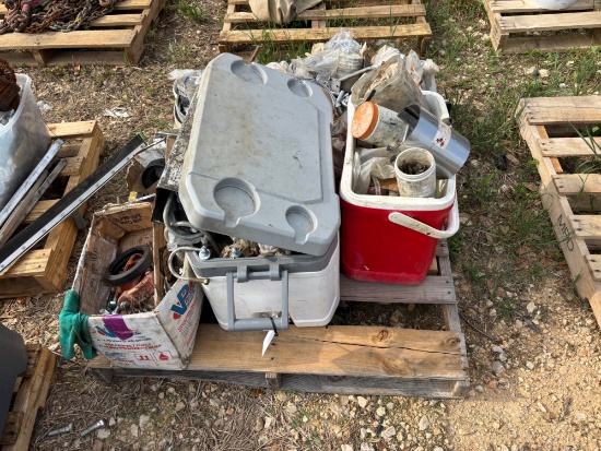 Pallet of Misc Hardware