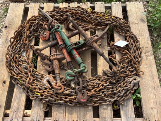 Pallet of Chains & Binders