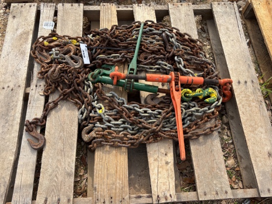 Pallet of Chains & Binders
