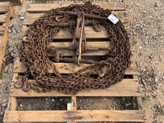 Pallet of Chains & Binders