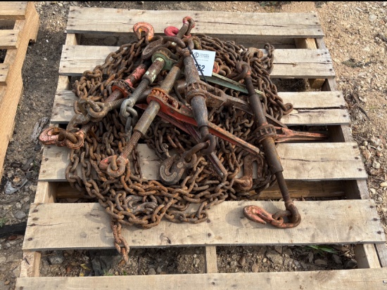 Pallet of Chains & Binders