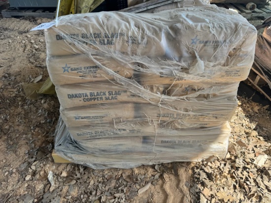 2 Pallets of Sand Express Dakota Black Slag/Copper Slag