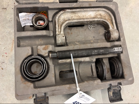 Bearing Puller With Case