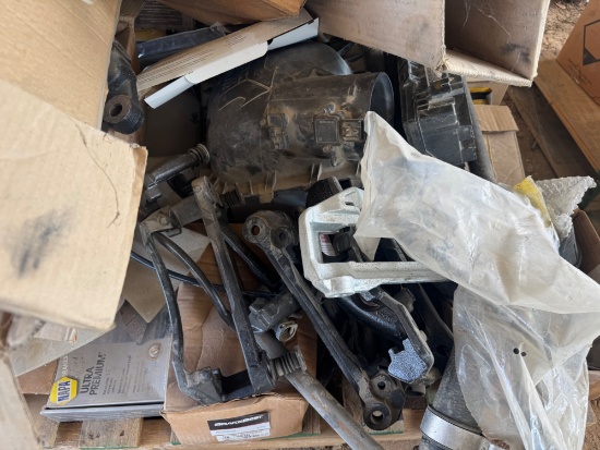 Pallet of Misc Auto Parts