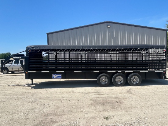 28' Gooseneck Cattle Trailer