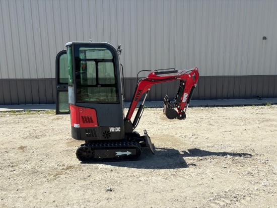 Miva VA13C Mini-Excavator
