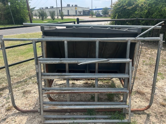 Cattle Creep Feeder