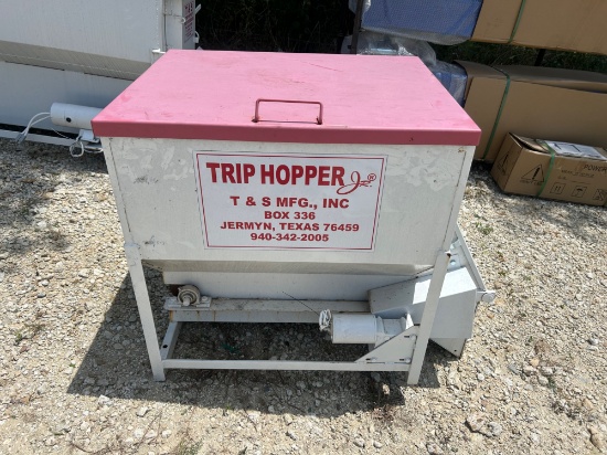 T&S Trip Hopper - 300#