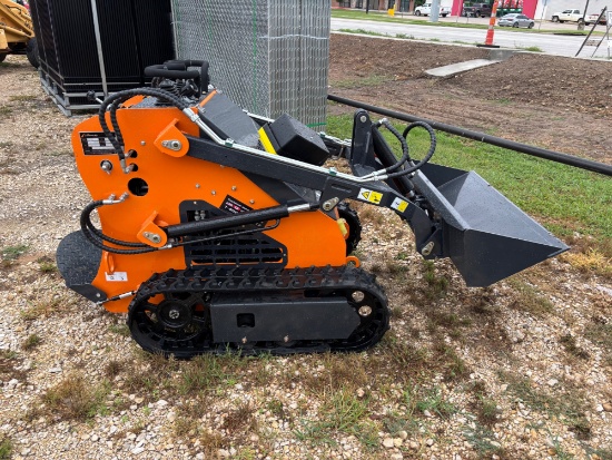 2025 LandHero LDH-T460 Mini Skid Steer Loader