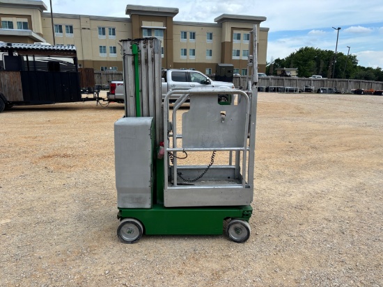 Genie GR20 Man Lift