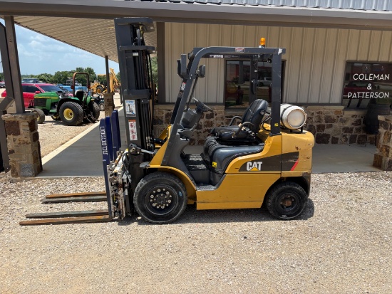 CAT GP25N Forklift