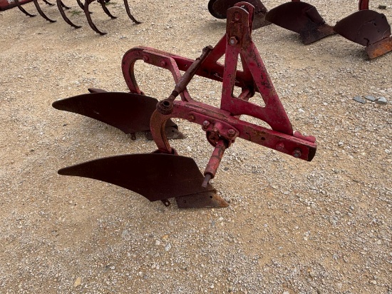 DearBorn 2 Bottom Plow