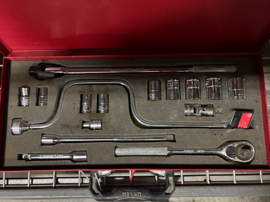 Socket Wrench Set w/ Impact Socket Set