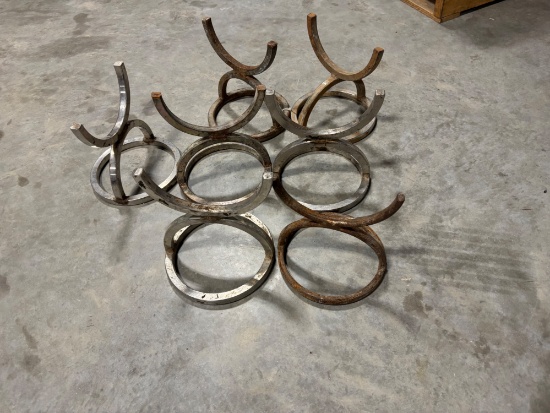 7 - Ground Pipe Stands