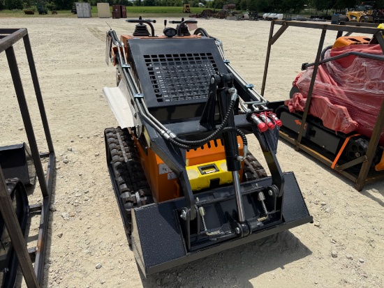 Landhonor Mini Skid Steer Loader