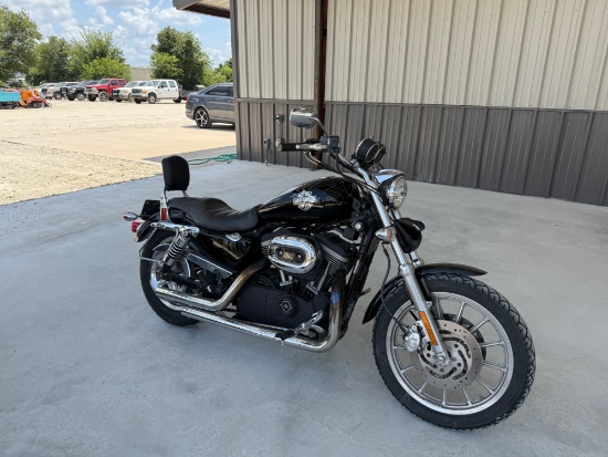 2005 Harley Davidson Sportster 1200 Motorcycle