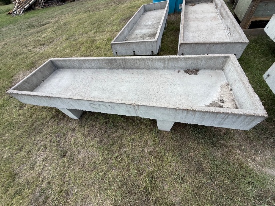 (1) 10' Concrete Cox Feed Trough
