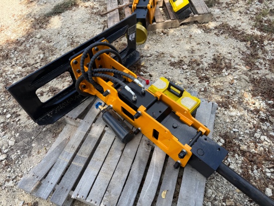 2026 GIYI Skid Steer Breaker