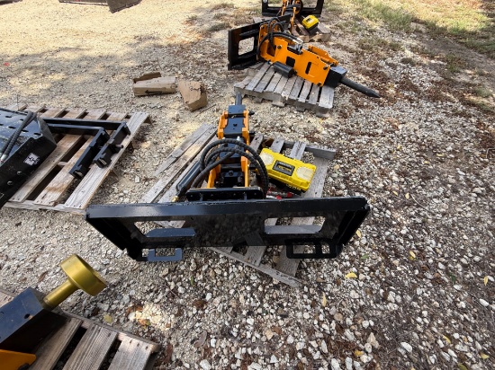 2026 GIYI Skid Steer Breaker