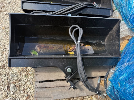 2026 VICSEC 32" Tilting Excavator Bucket Attachment
