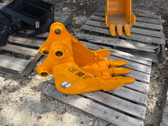 2026 VICSEC 12" CAT 303 Excavator Bucket