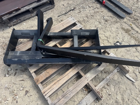 2026 Wolverine Pallet Fork Frame