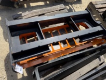 Landhonor 42" Skid Steer Pallet Fork