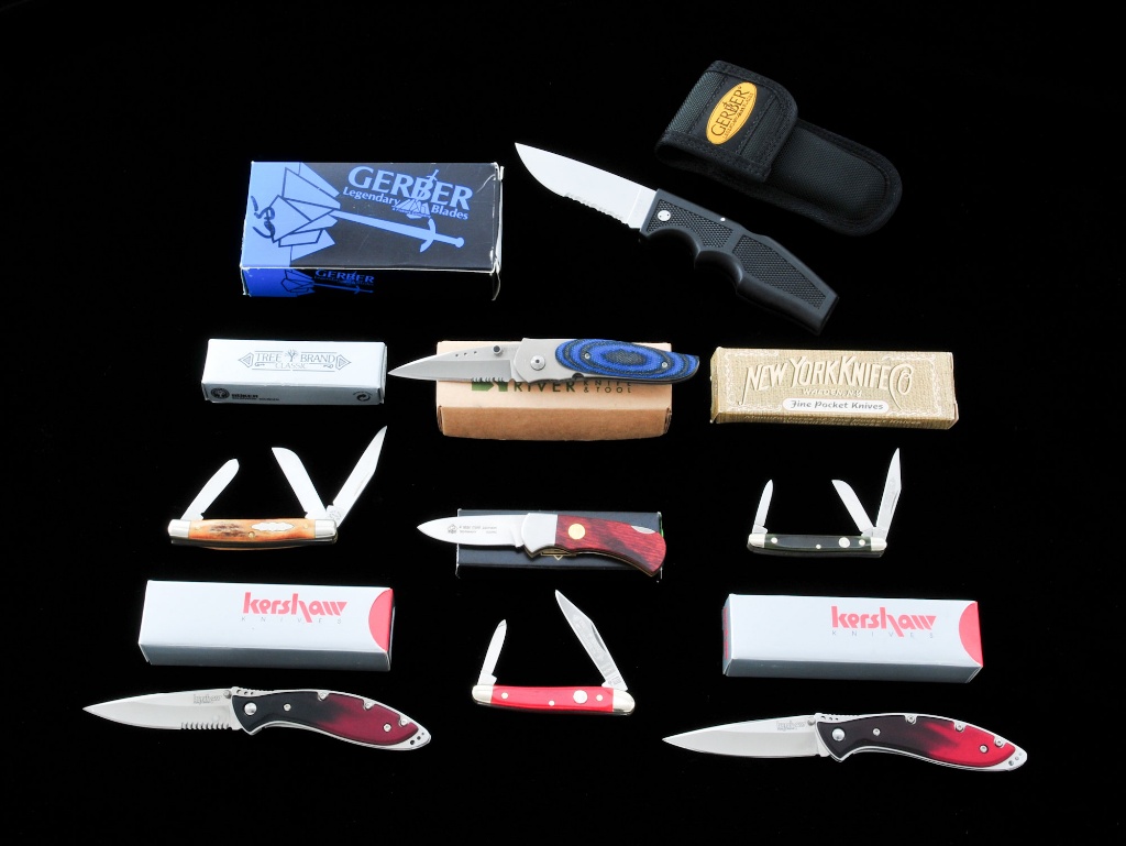 Lot of 8 New Old Stock Folding Knives