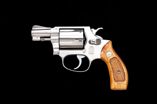 S&W Model 60 Chief's Special Revolver
