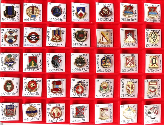 U.S. Army Crest Pins (35)
