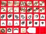 Military Pins (32)