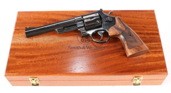 Smith & Wesson 29-10 in .44 Magnum
