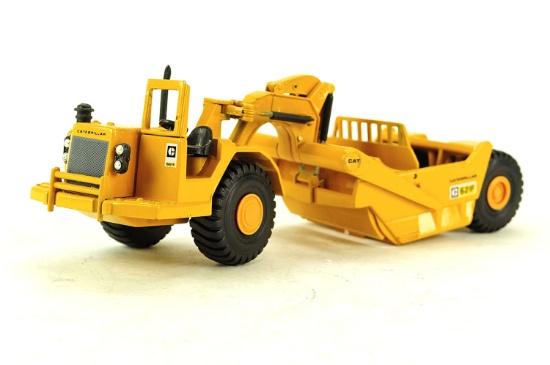 Caterpillar 621F Motor Scraper