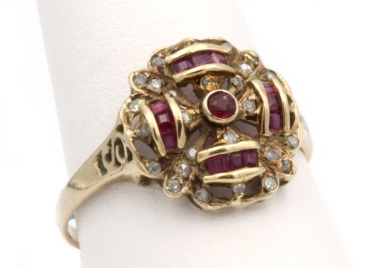 Gold & Ruby Ring