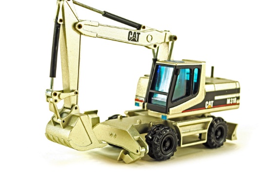 Caterpillar M318 Wheeled Excavator - Silver