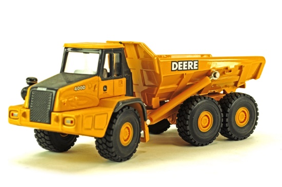 John Deere 400D Articulated Dump Truck