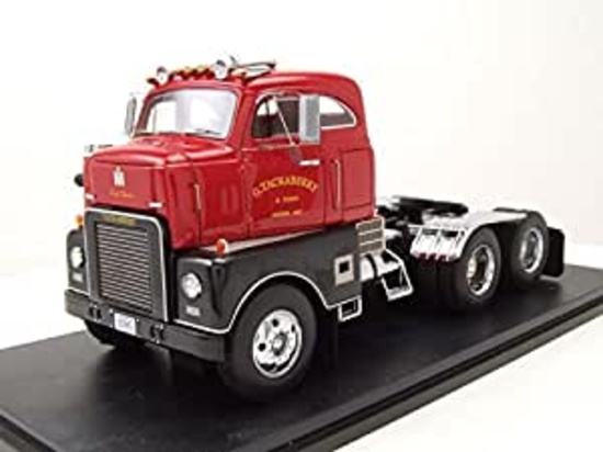 International Harvester RDC 405 Tractor - 1:43