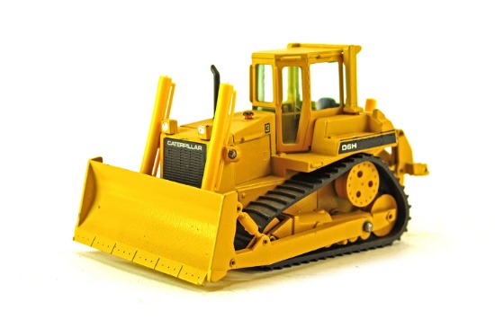 Caterpillar D6H Bulldozer