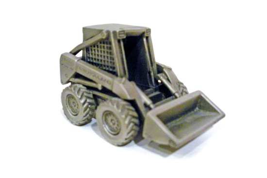 New Holland E665 Skid Steer Loader - Pewter