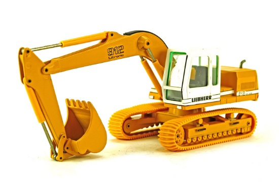 Liebherr R912 Excavator