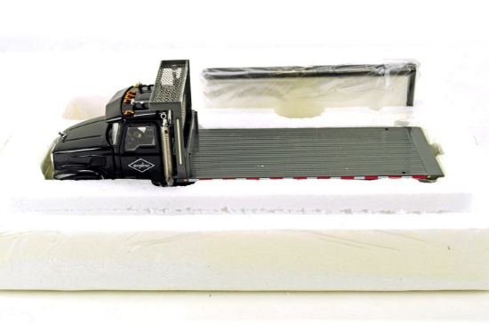 Mack Granite Flatbed Truck - Sword