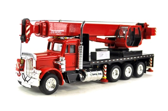 Peterbilt 379 Truck Crane - Demag
