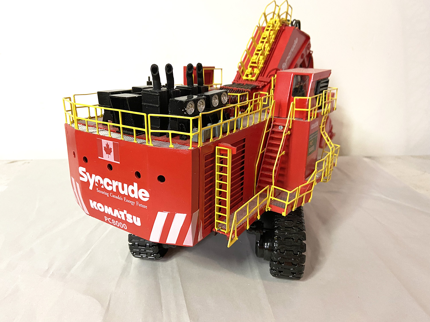 〘NEWSテゴマス山ＰDVDセット〙 Komatsu PC8000 Mining Shovel - Syncrude | Proxibid