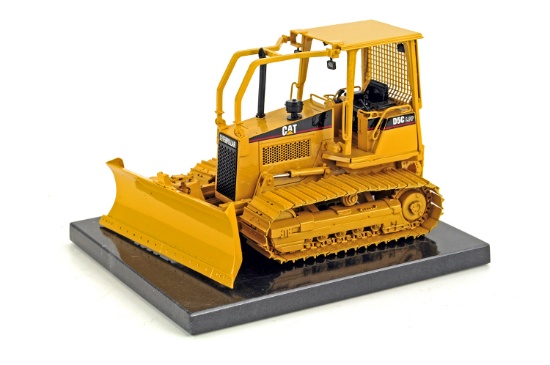 Caterpillar D5C LGP Bulldozer - Brass