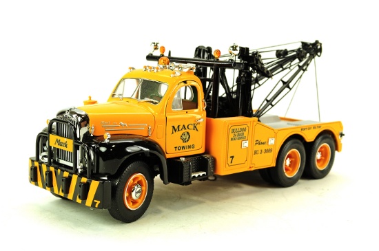 Mack B-61 1960 Tow Truck - Mack Towing