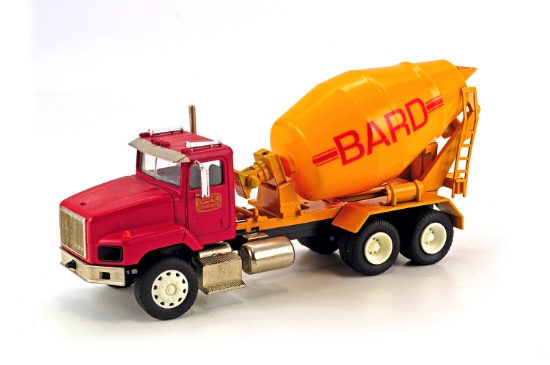 International Concrete Mixer - Bard